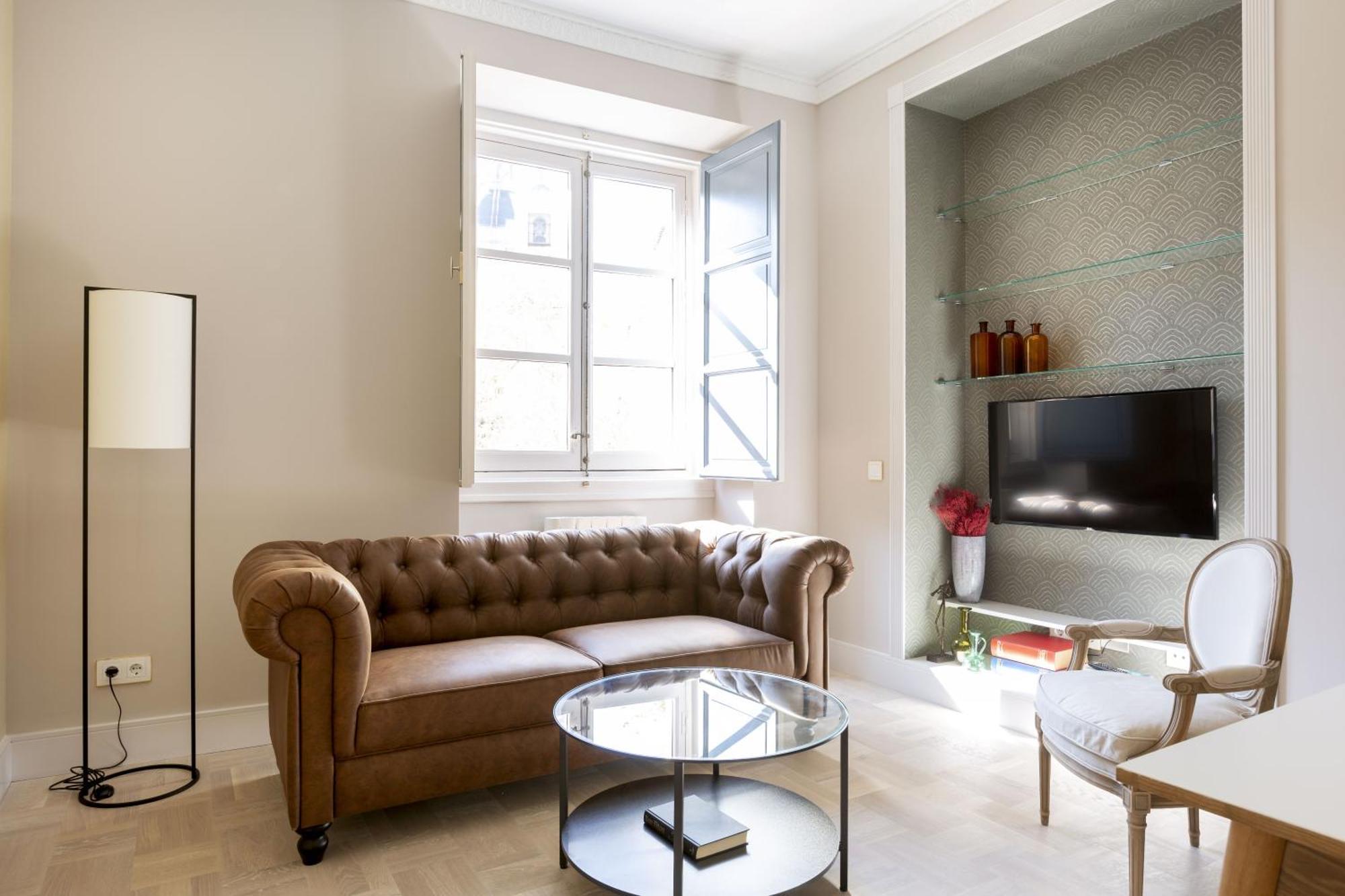 Precioso Apt En La Plaza De La Paja Latina Madrid Exterior photo