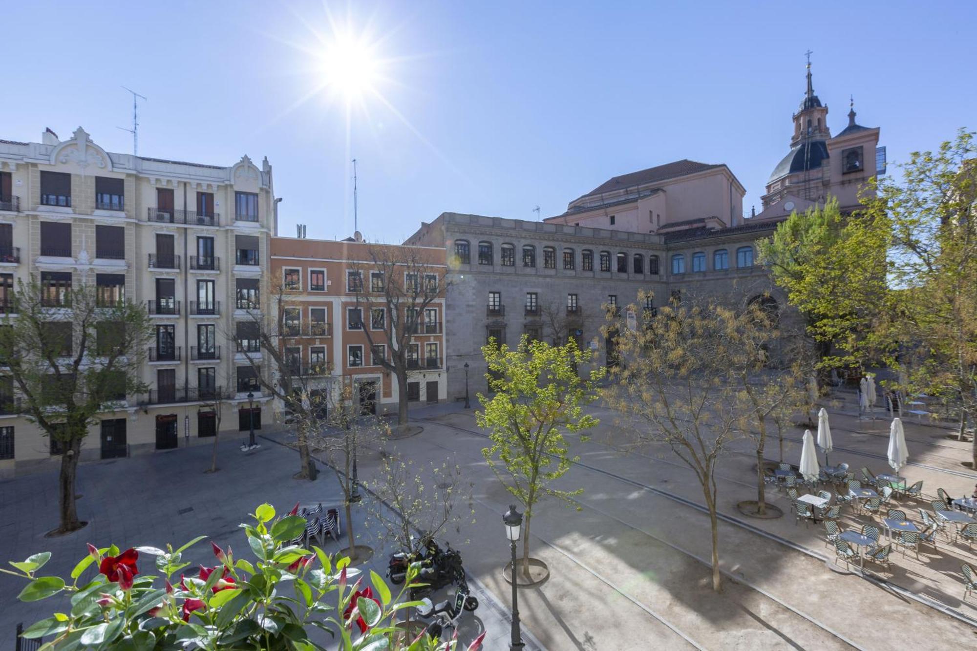 Precioso Apt En La Plaza De La Paja Latina Madrid Exterior photo